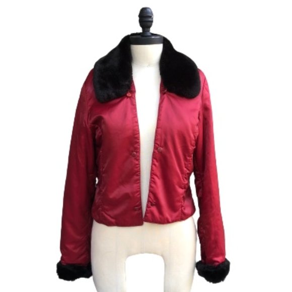 Danier Red Cropped ThemoLite Jacket Liner Bomber Black Faux Fur Collar Cuffs S/M - Picture 3 of 17